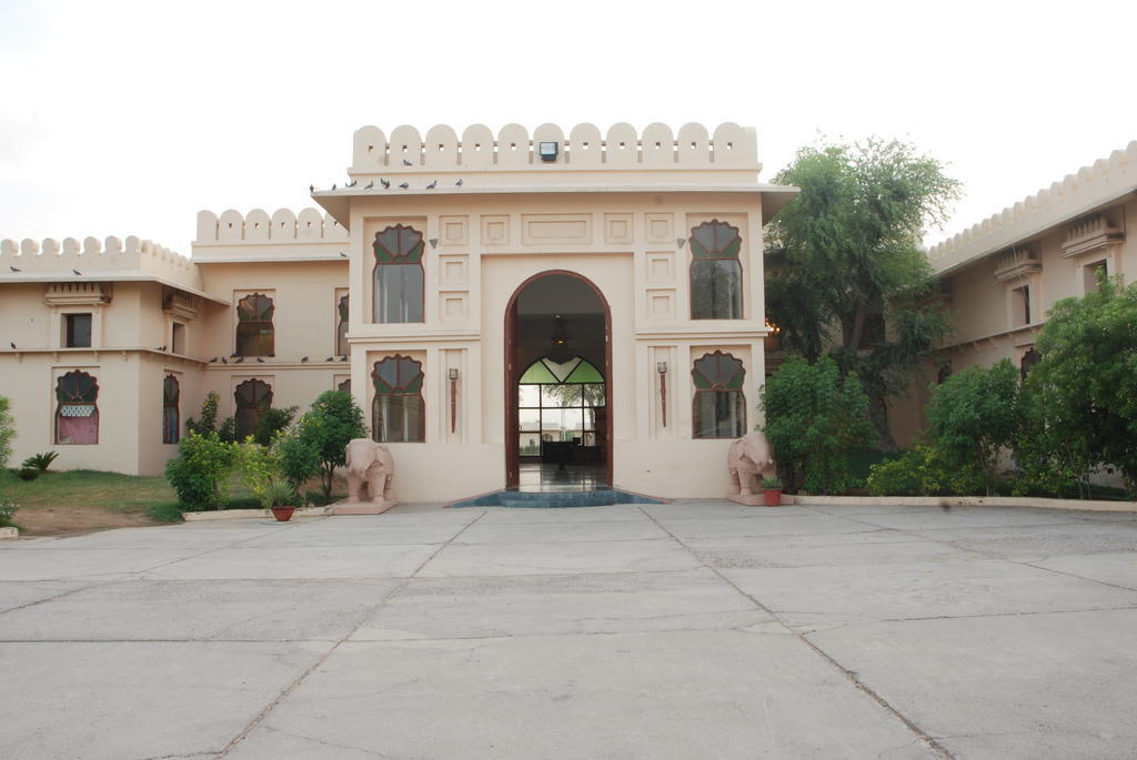 Sara Vilas Hotel Nawalgarh Ngoại thất bức ảnh