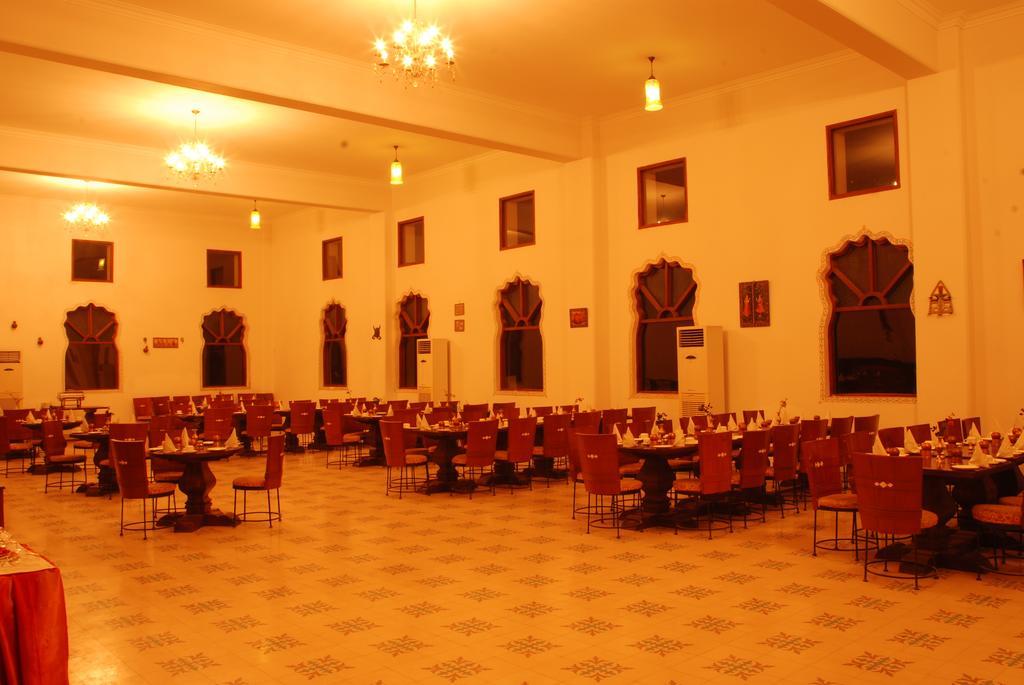 Sara Vilas Hotel Nawalgarh Ngoại thất bức ảnh