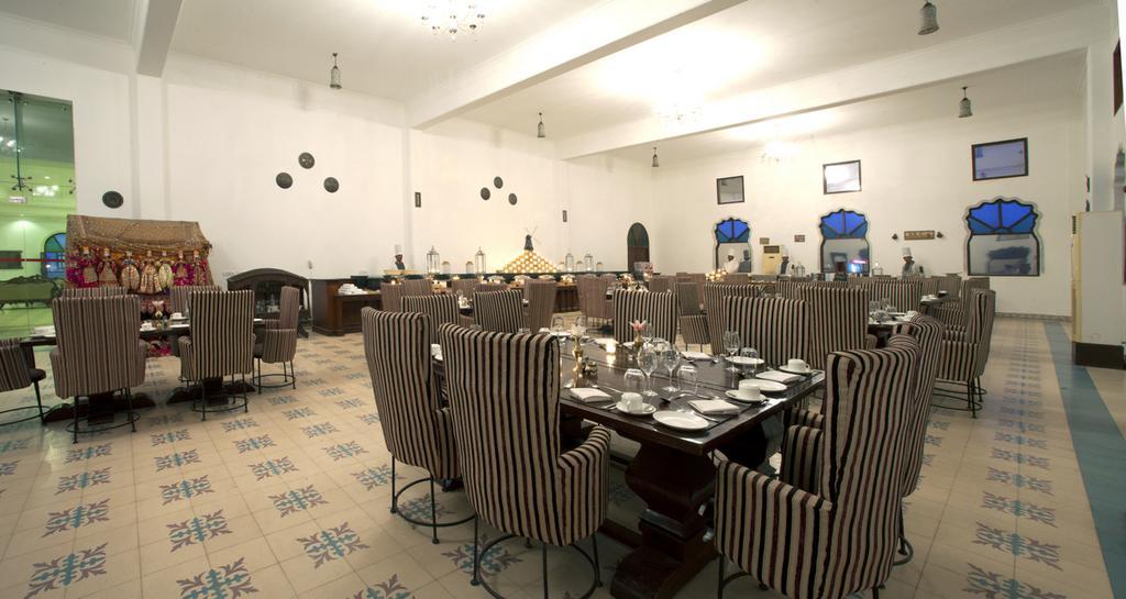 Sara Vilas Hotel Nawalgarh Ngoại thất bức ảnh